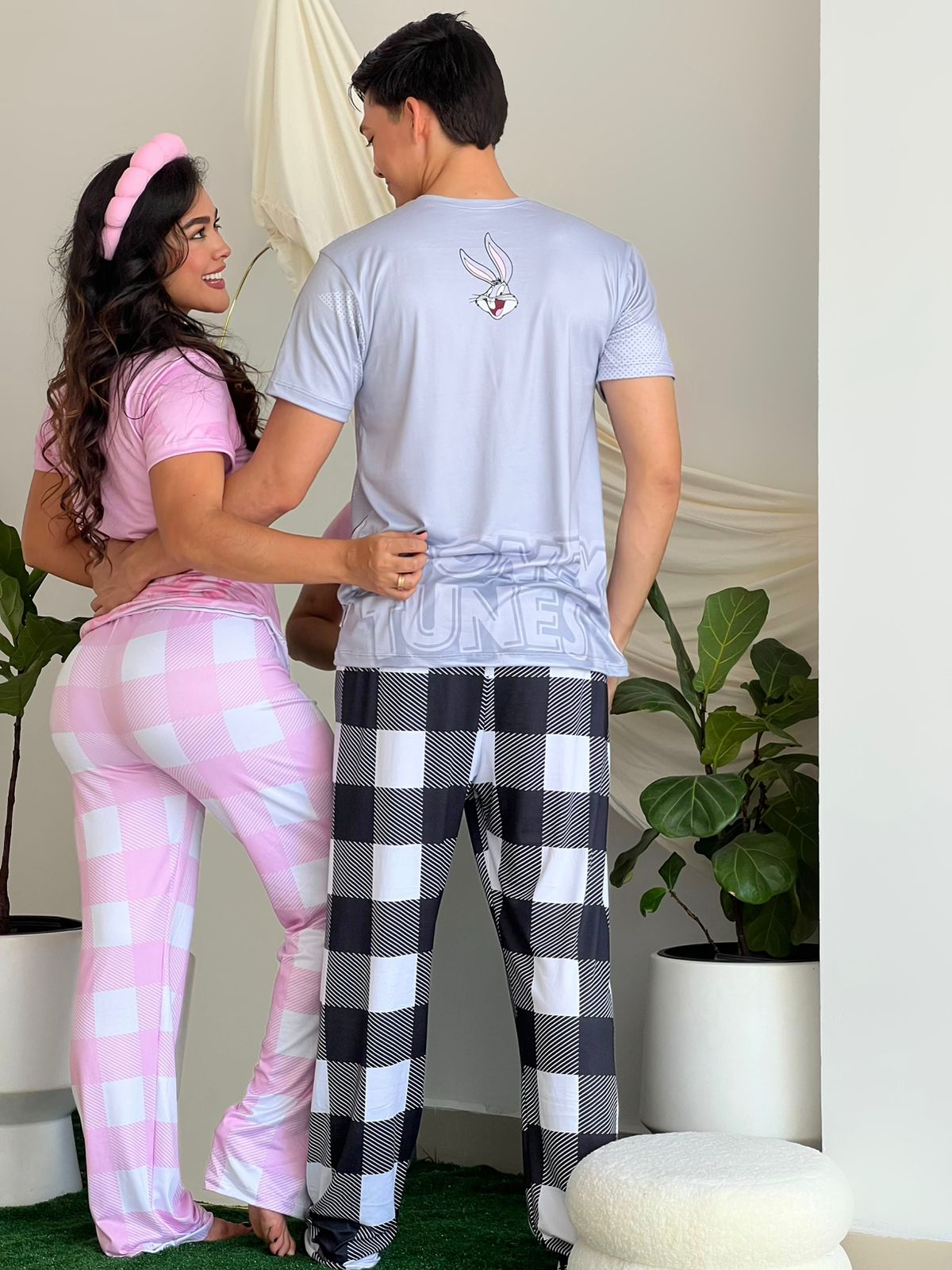 Pijama Pareja Bugs Bunny y Lola Bunny